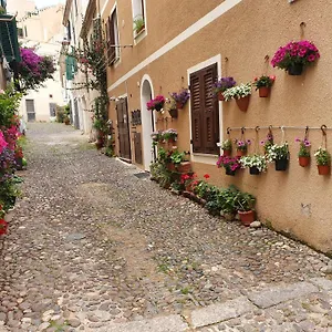 Bene Ennidhos House - Centro Storico Appartamento